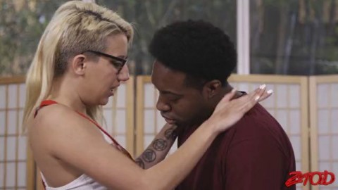 Hot Ass Blonde Model Sophia Grace Spreads Her Legs To Ride A Bbc Bambi Porn