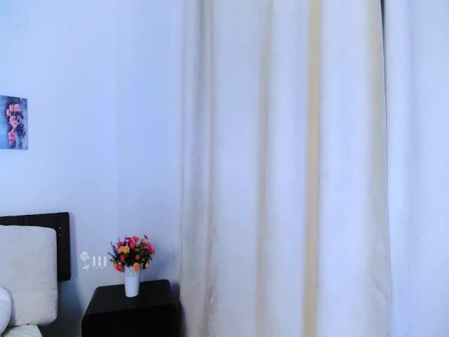 Puffy Pussy Amateur Shows Of On Webcam