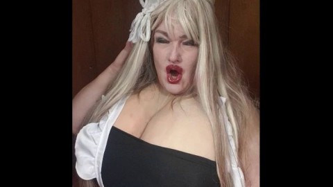 Susi a sa sexy roomaid playing with toy masturbating