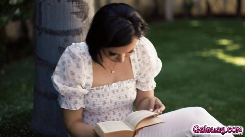 Candice and Christy find an excuse to sneak away