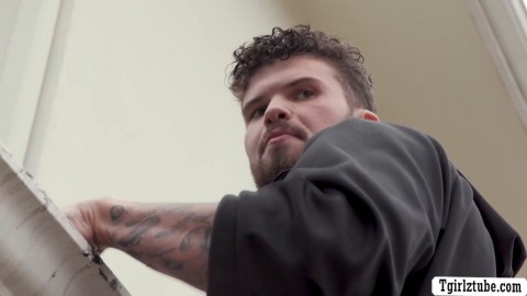 Beautiful Tbabe analed by Bearded cleaner