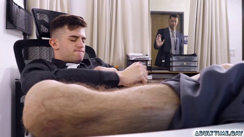 Trevor Brooks got office anal fuck with his boss Jordan Starr