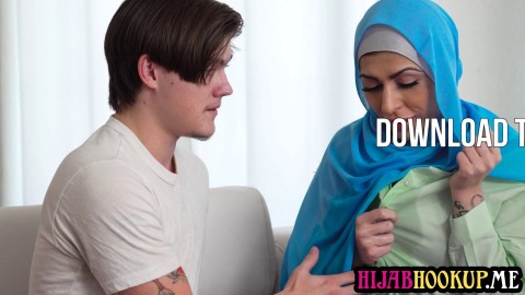 Arab college teen Audrey Royal meets the parents and things go wrong