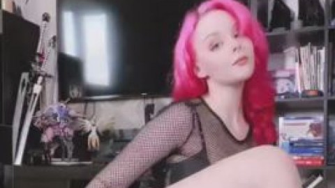 Babe Helly Valentine Ass