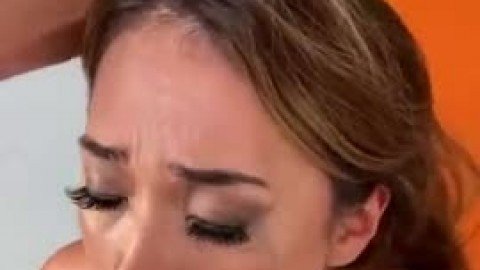 Hotwife Sucking Deepthroat