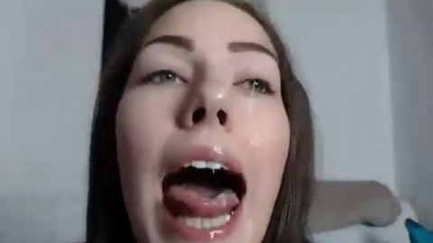 Homemade Cumshot Cum In Mouth