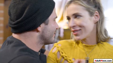 Blonde deepthroats cock and fucks and squirts on first date