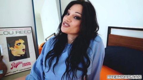 Banging Big ass MILF Mona Azar Before the Game