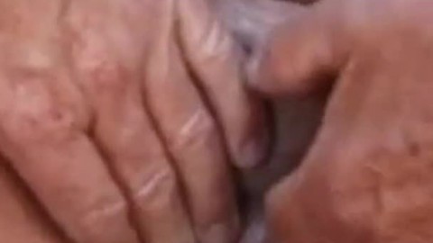 Perky Camgirl Amateur