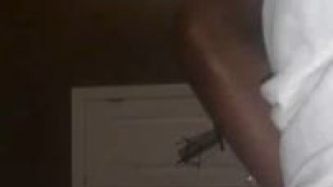 Slut wife fills her pussy with bbc