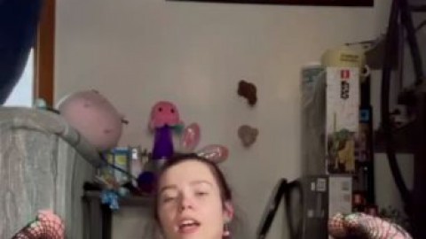 Pawg rips her tights and rides her bbc toy with a buttplug - sexonly.top