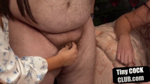 Small cock fat dude jerked off by group of dominant ladies - sexonly.top/vvqur