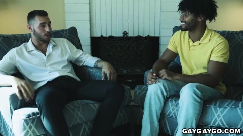 Carter Woods slobbers and stuff Tony's juicy hole