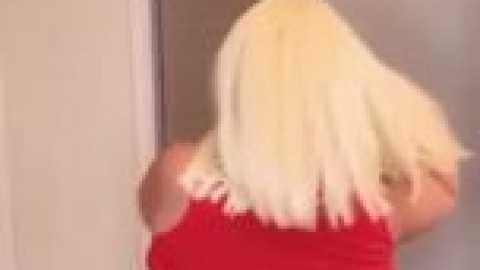 Thick D 100 blonde wig naked
