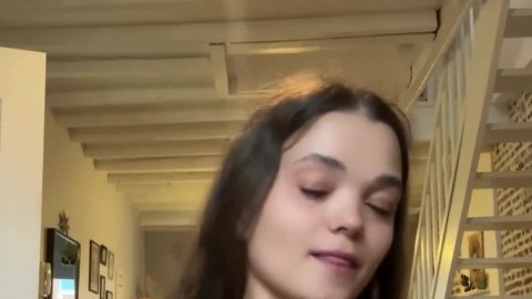 ScarlettSwallows Bella G KwaiihotBR - nsfw.su/hetesl