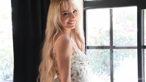 Solo Cecilia With Natural Tits Pleasuring Herself In Close Up Video Sucking Dad Dick