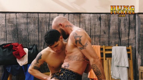 Guillaume Wayne cum filled tops Bastian Karim